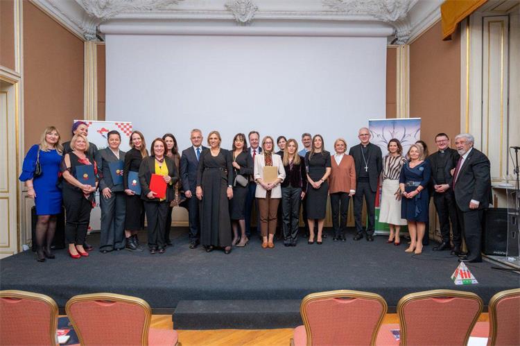 Slika /Ministarstvo demografije i useljeništva/RIm 1.jpg